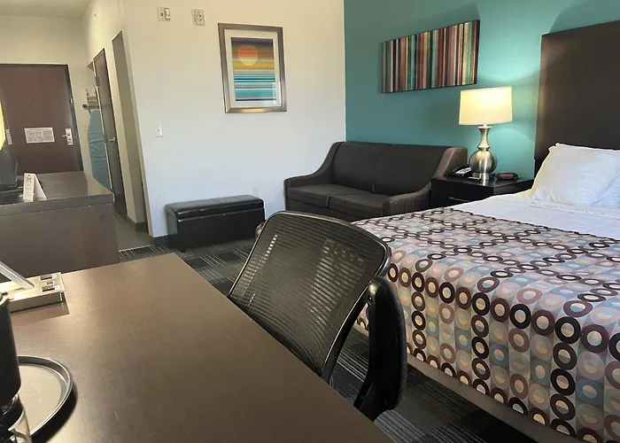 Days Inn By Wyndham Alva
