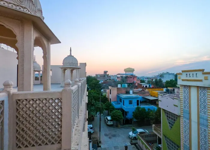 The Taj Vista Agra -Walking Distance To Taj Mahal