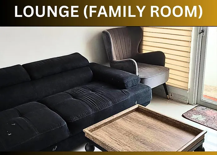 Manila Bay Balcony Retreat: Affordable Deluxe with Sauna & Pool