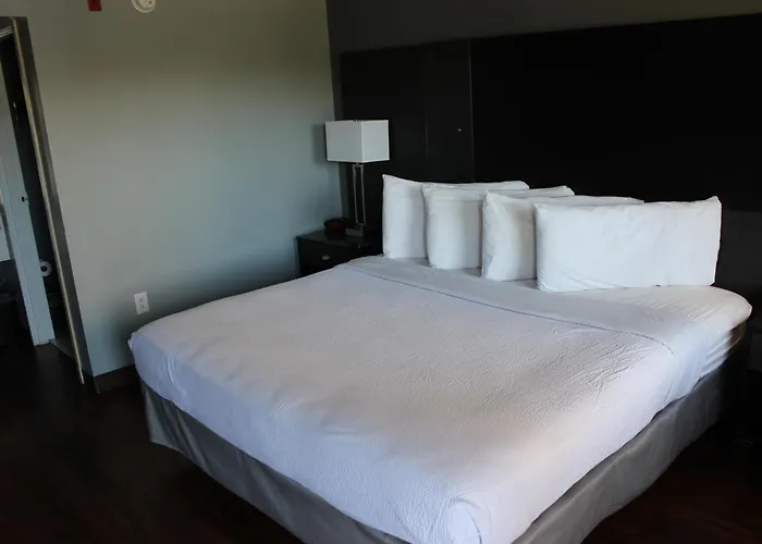 Riverfront Inn