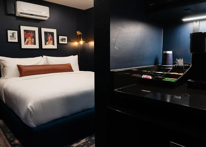 The Hotel Melrose