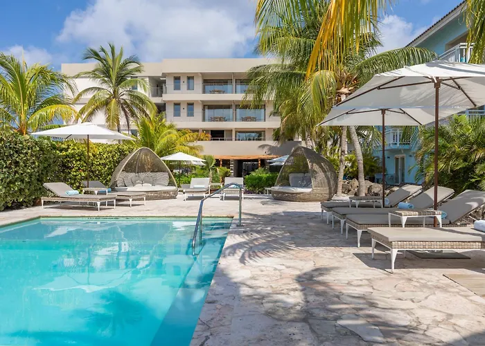 Dolphin Suites & Wellness Curacao