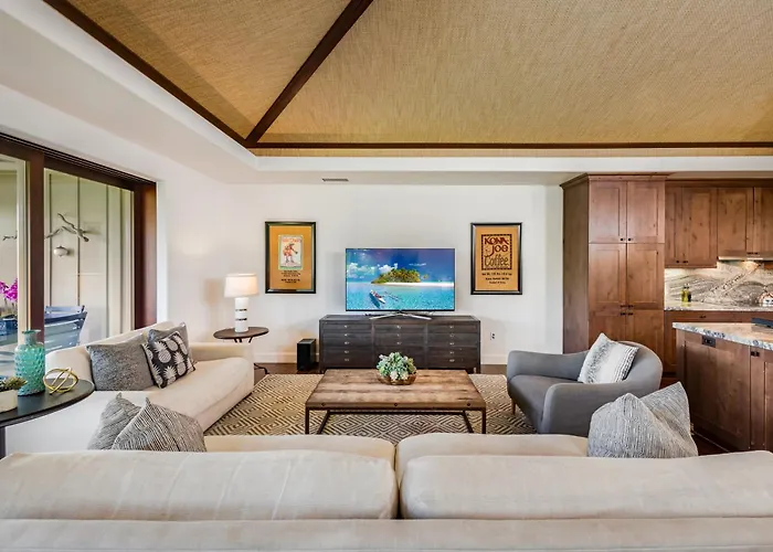 Mauna Lani Luxury Vacation Villas - Coraltree Residence Collection