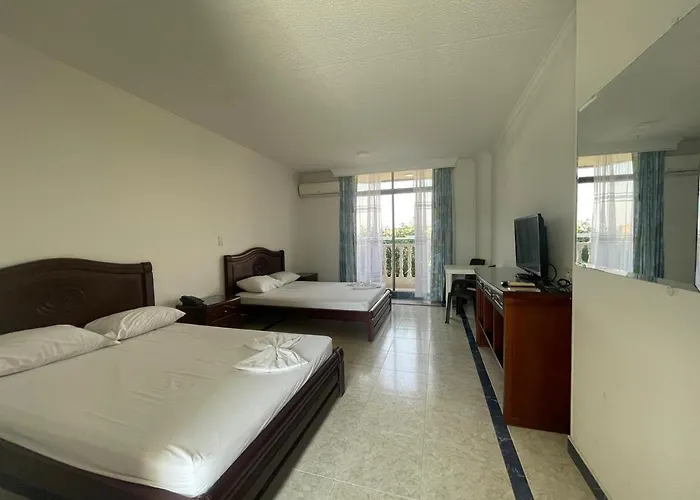 Zahira Hotel Melgar