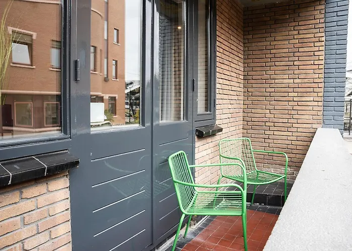 Severini Studio With Own Kitchen & Bathroom Tilburg