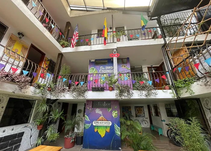 El Jardín Escondido by Soma