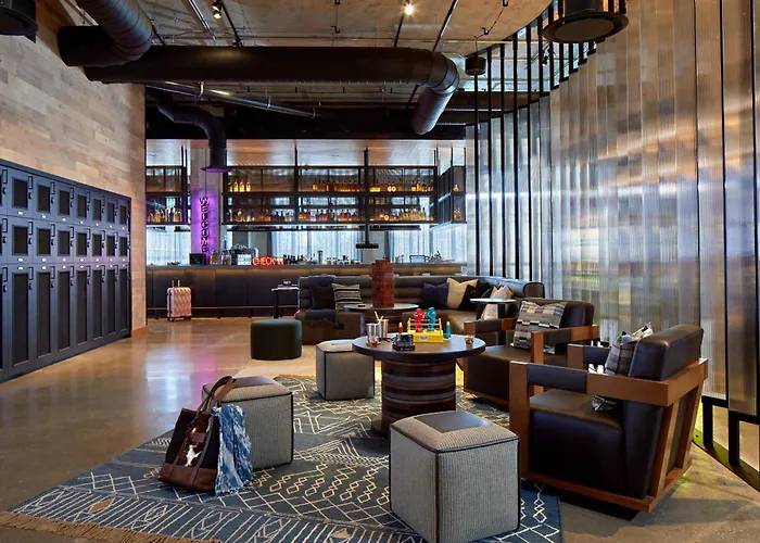 Moxy Columbus Short North Hotel