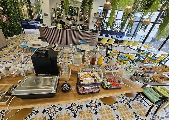 Ambar Hotel