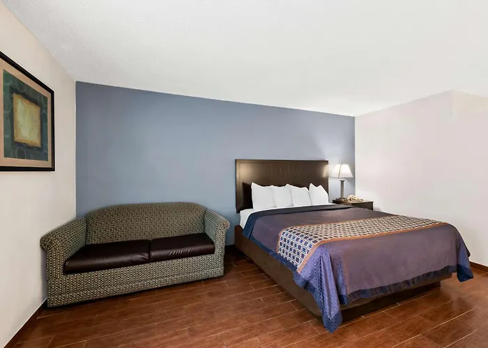 Surestay Plus Hotel By Best Western Lubbock Medical Center
