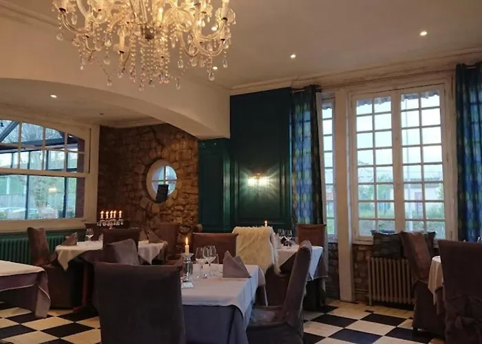Logis Hôtel Restaurant l'Auberge Normande Carentan