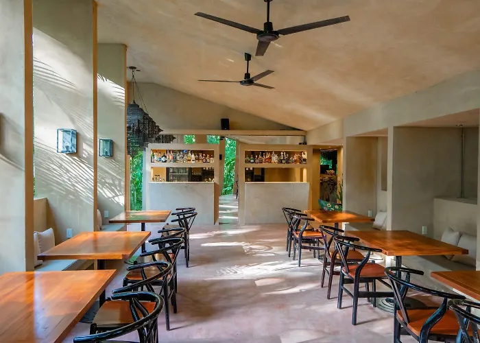 Hotel Maya Bell
