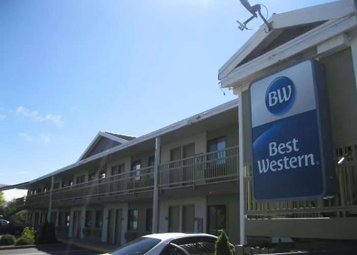 Airport Inn