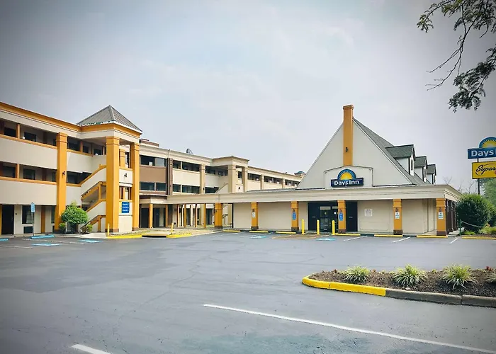 Days Inn Alexandria By Wyndham