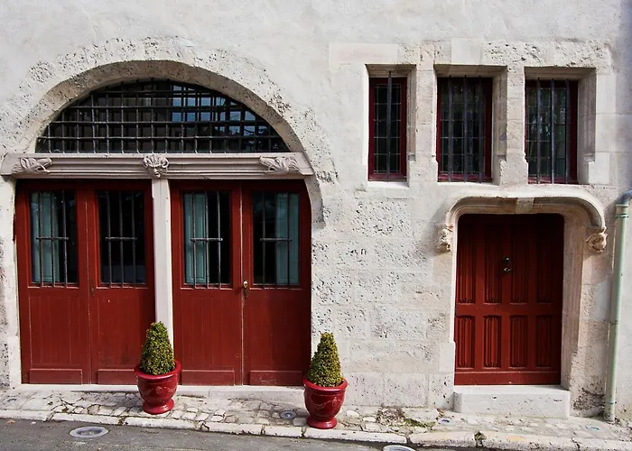 Les Trois Maillets, Monument Historique Bed and Breakfast Orléans