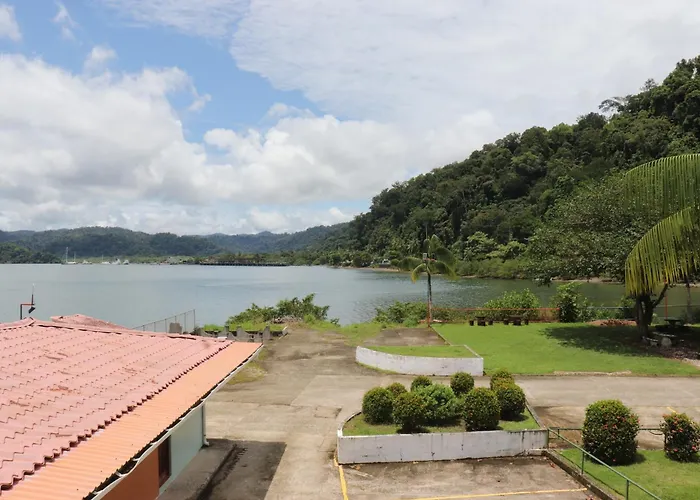 Hotel Samoa Del Sur