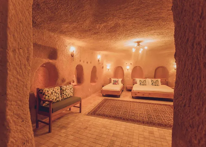 Pinhan Cave Suites