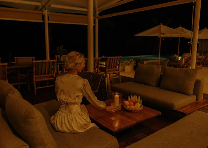 Elite Atoll Beachfront Hotel
