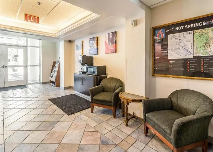 Econo Lodge Hot Springs South