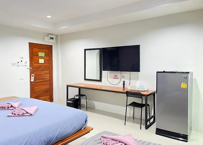 The Gun Hotel Premium