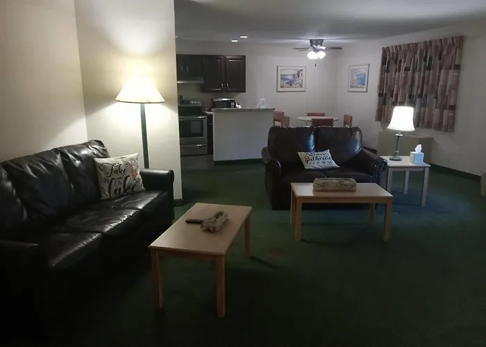 Paradise Shores Hotel