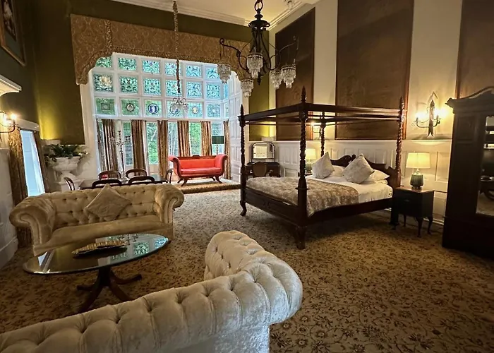 Langtry Manor Hotel