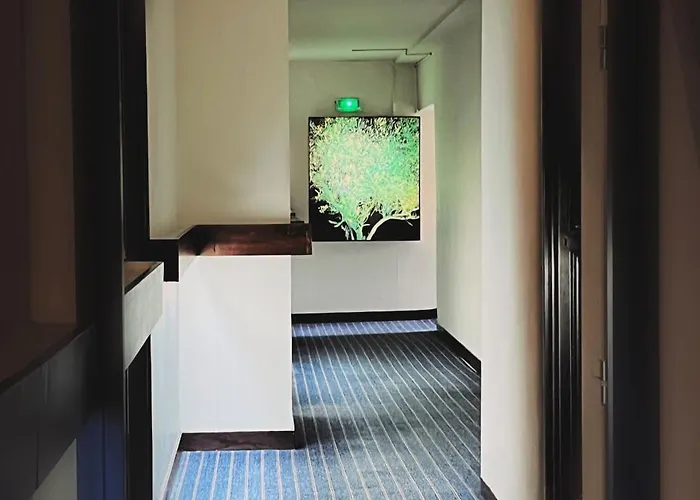Hotel De France - Restaurant L'Insolite