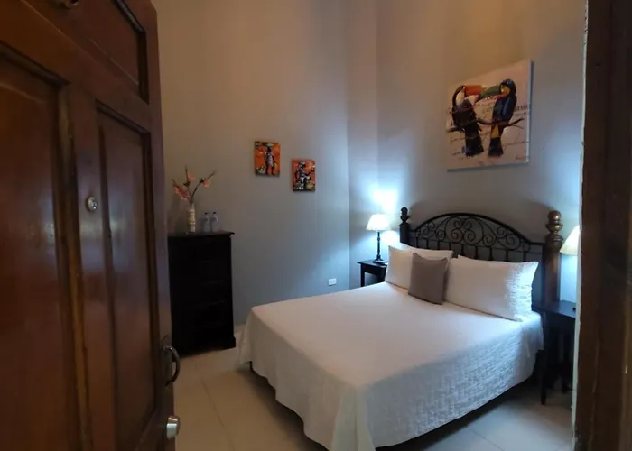 Hotel Class Colonial