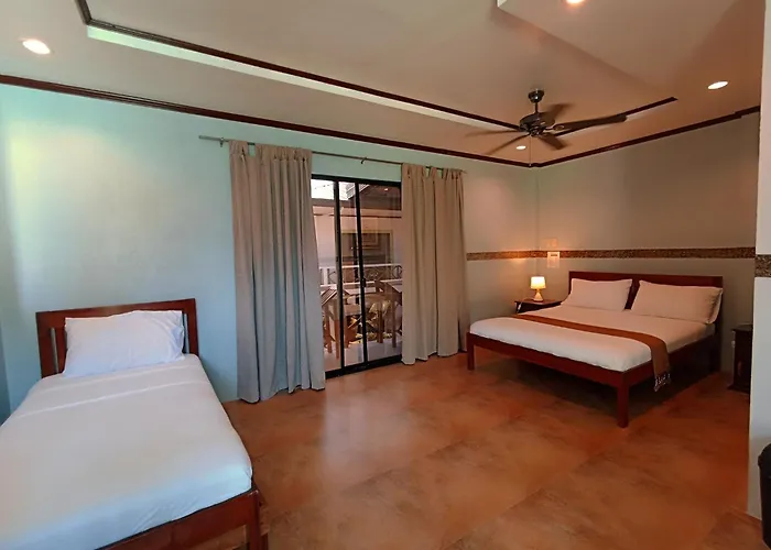 Hotel Oasis Port Barton