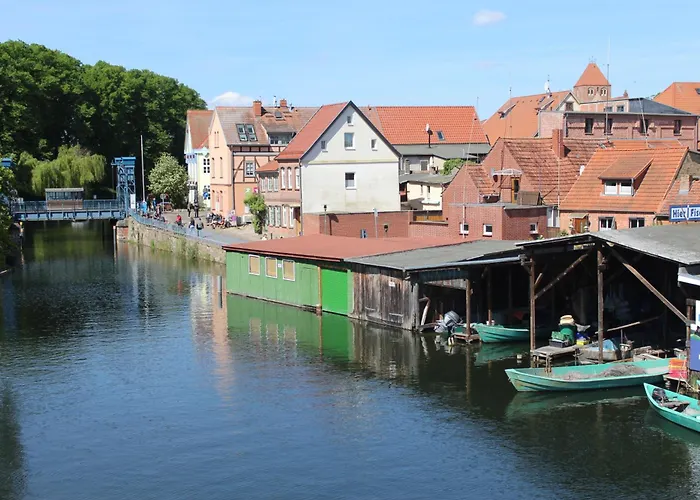 Ferienanlage - Zum See & Hotel
