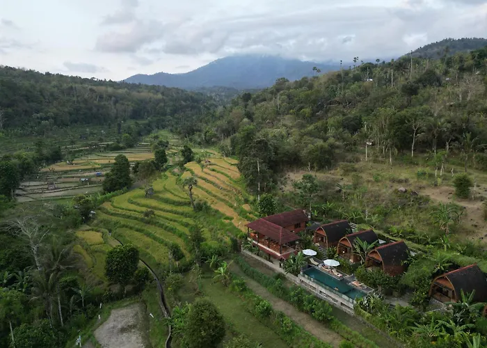 Lumbung Seraya Villa