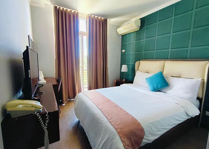 Lohas Airport Hotel And Restaurant