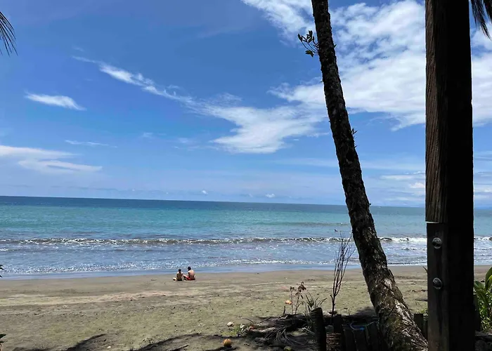 Cabaña Tello Surf