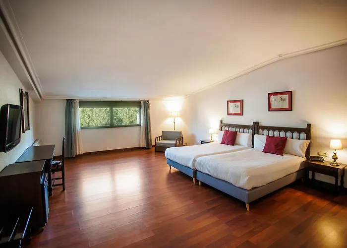 Hotel Conde Rodrigo II By Eme Hoteles