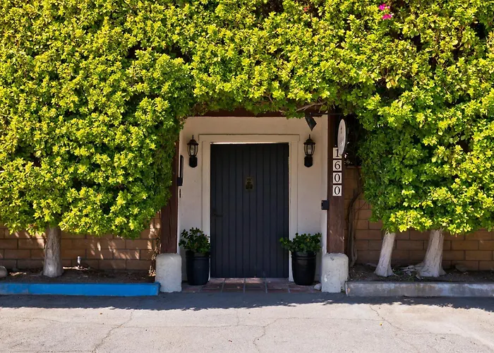 La Maison Hotel - Adults Only