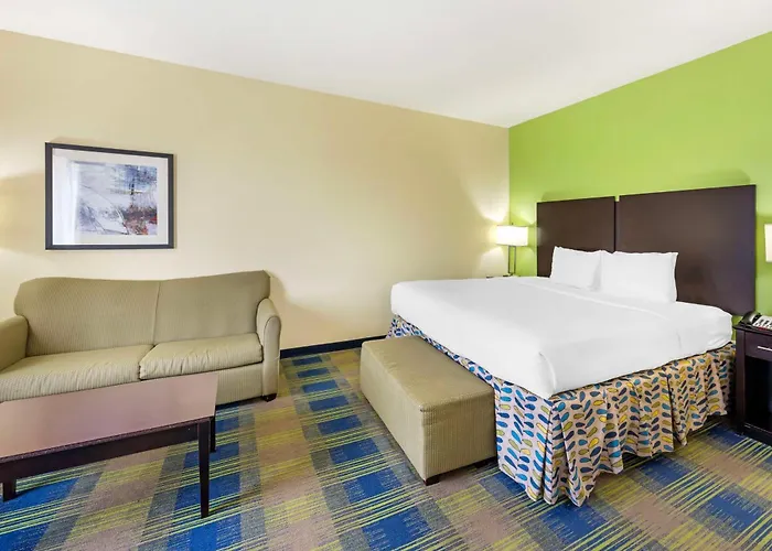Best Western Plus Pratt