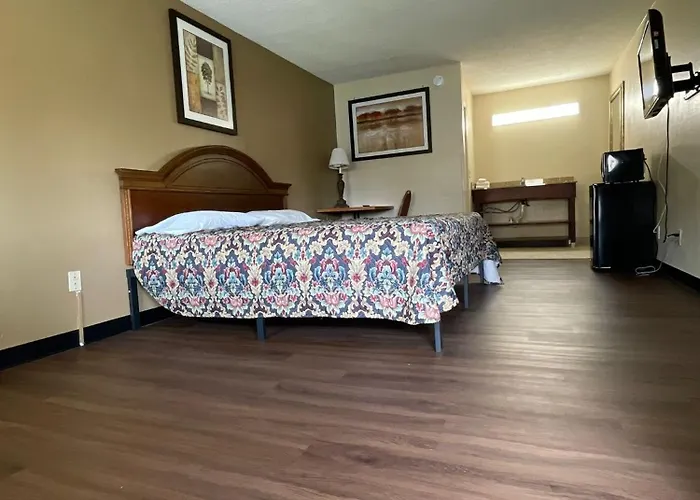 Deluxe Inn