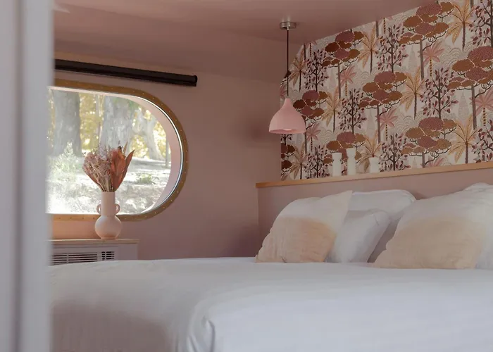 LA PENICHE - Bed And Bicycle - Aigues Mortes