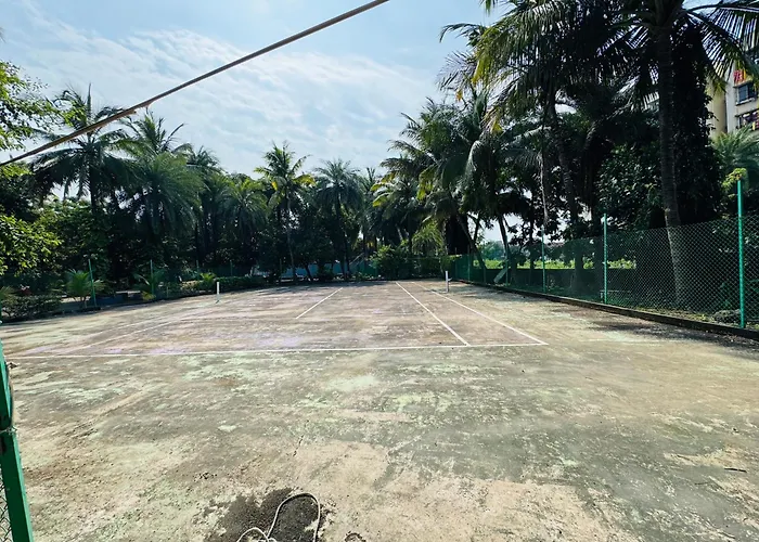 Areca Palms Hotel & Resort