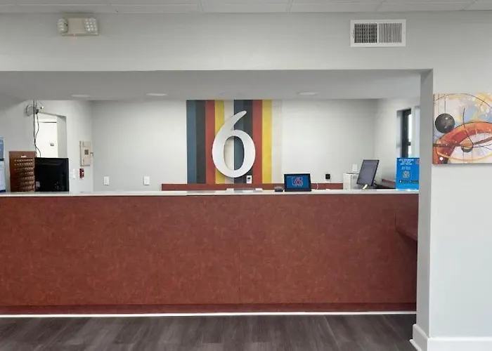 Motel 6