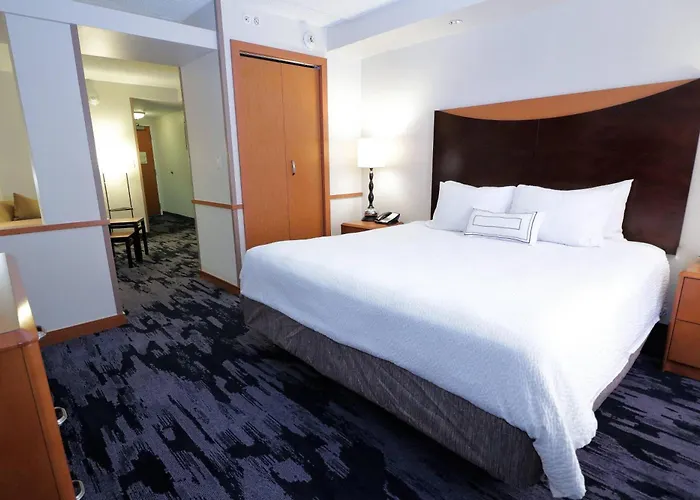 Fairfield By Marriott San Antonio Alamo Plaza Convention Center