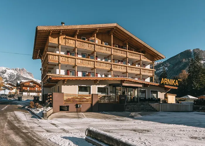 Hotel Arnika Pozza di Fassa