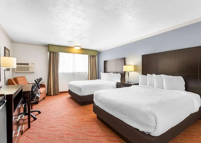 Best Western Plus Parkway Inn