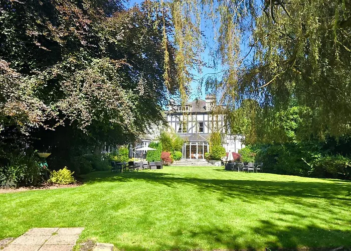 Brook Hall Hotel