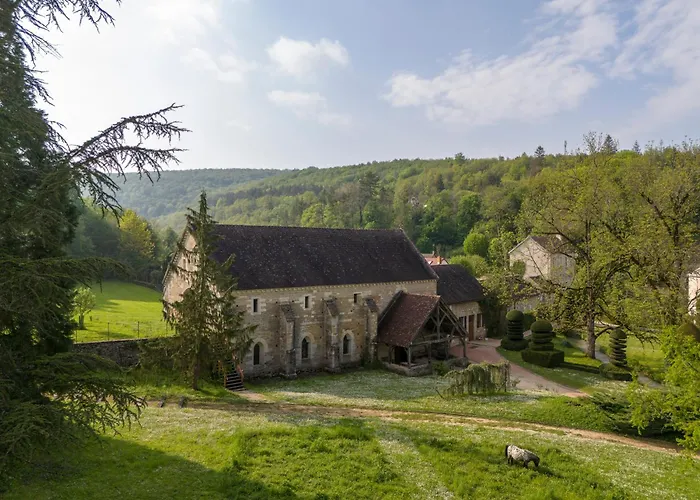 Abbaye De La Bussiere