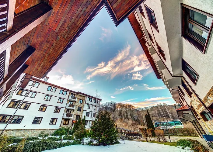 Silver Hills Rooms & Apartments With Free Parking