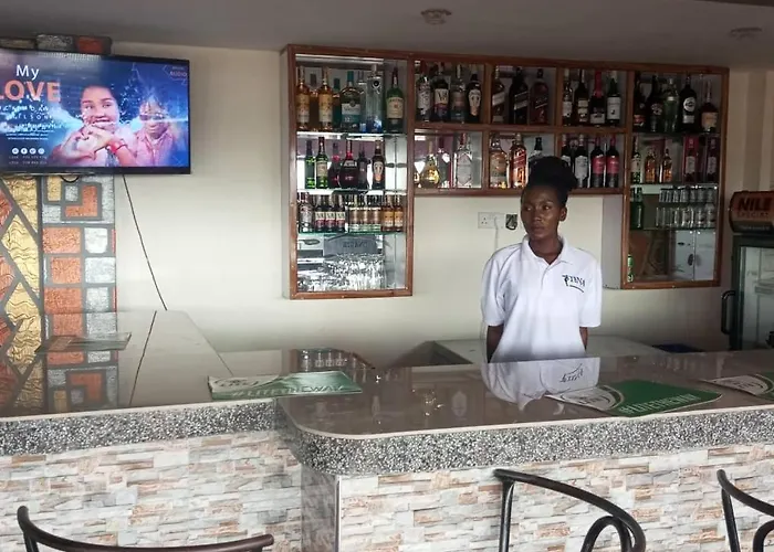 Tina Ma Hotel
