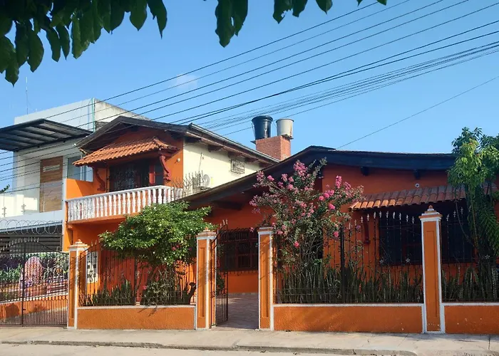 El Jaguar Casa Hotel