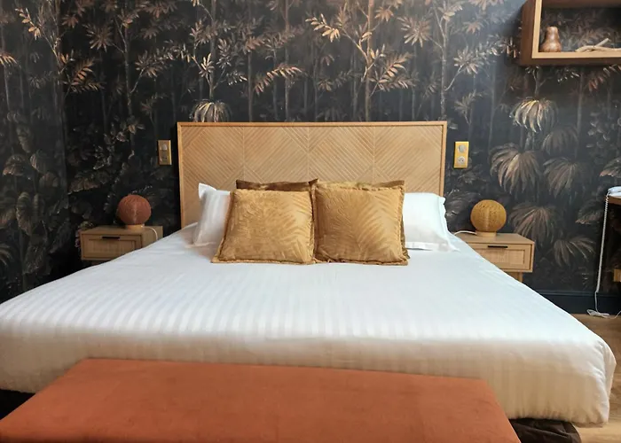 Logis Hotel La Breche - Restaurant Berthelot