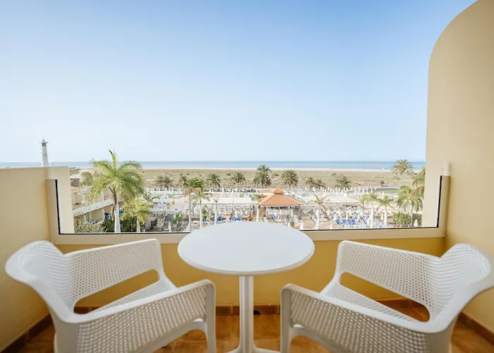 R2 Buganvilla Hotel & Spa