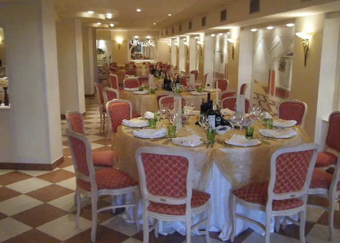 Hotel Real